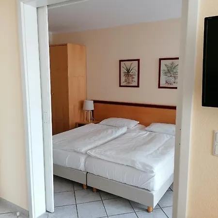 2 Raum Morgensonne Mit Balkon Apartman