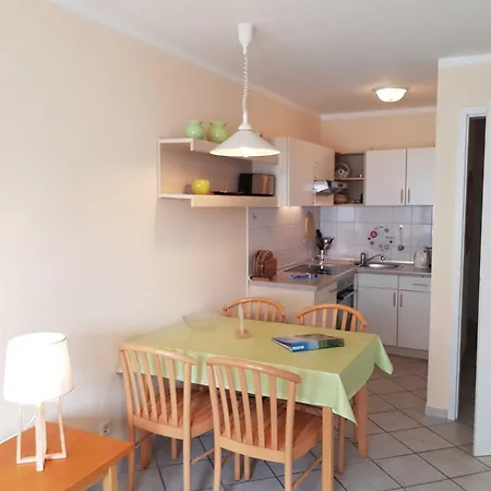 2 Raum Morgensonne Mit Balkon Apartman *